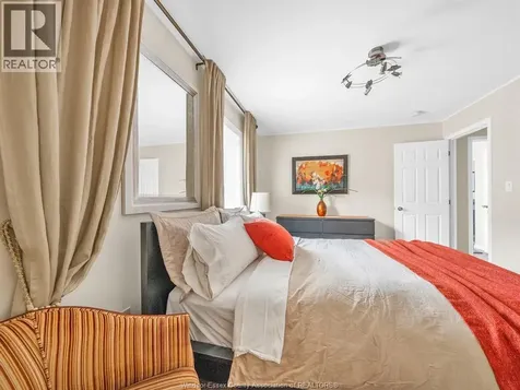 1811 Northway Avenue Windsor ON N9B 3M1