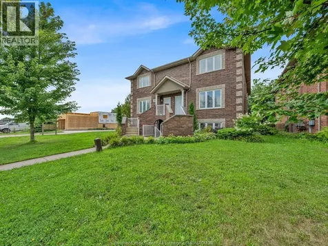 1811 Northway Avenue Windsor ON N9B 3M1