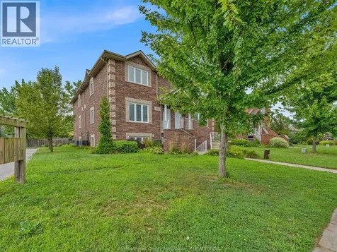 1811 Northway Avenue Windsor ON N9B 3M1