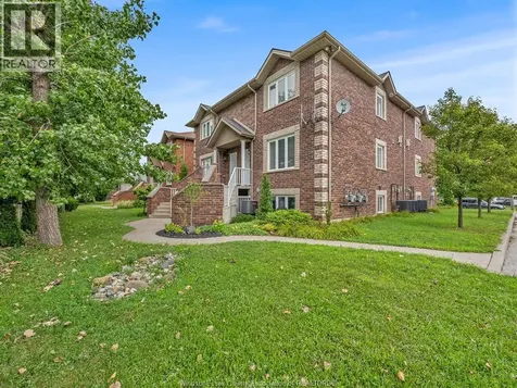 1811 Northway Avenue Windsor ON N9B 3M1