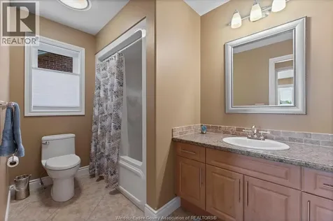 8381 Aalbers Crescent Amherstburg ON N0R 1J0