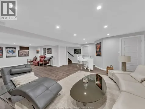 11965 Riverside Drive East Windsor ON N8P 1A8