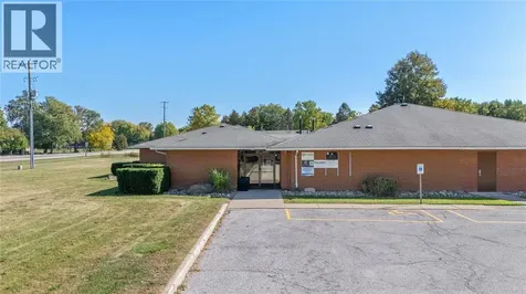 2109 London Line Sarnia ON N7T 7H2
