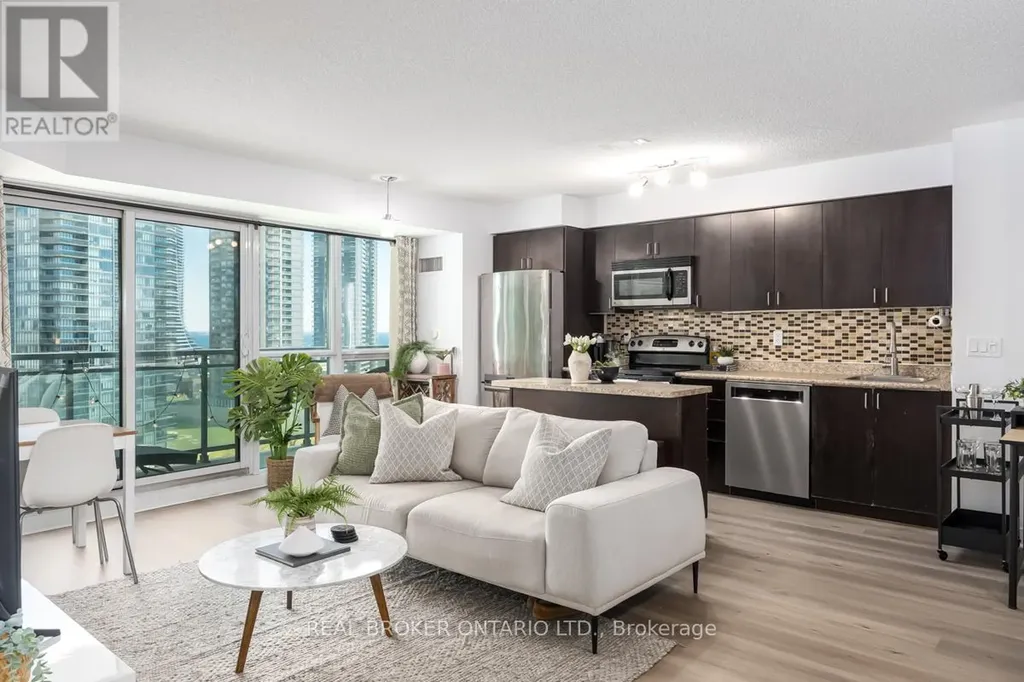 155 Legion Road North Toronto (mimico) ON M8Y 0A7