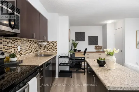 155 Legion Road North Toronto (mimico) ON M8Y 0A7