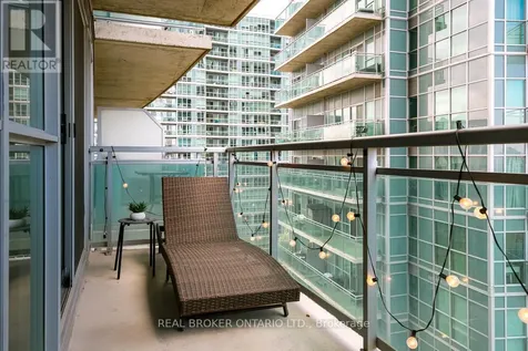 155 Legion Road North Toronto (mimico) ON M8Y 0A7