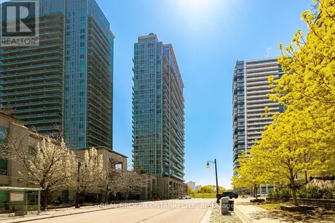 155 Legion Road North Toronto (mimico) ON M8Y 0A7