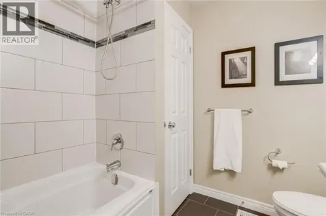 22 Rooke Court Guelph ON N1K 0B8