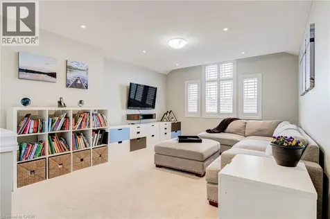 22 Rooke Court Guelph ON N1K 0B8