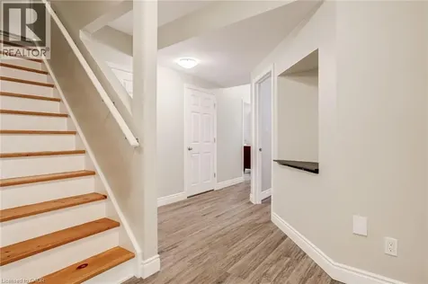 22 Rooke Court Guelph ON N1K 0B8