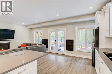22 Rooke Court Guelph ON N1K 0B8