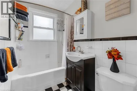 4 Robinson Street Hamilton ON L8P 1Y5