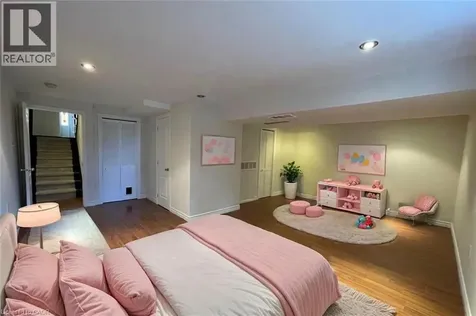 45 Olivia Place Ancaster ON L9K 1R3