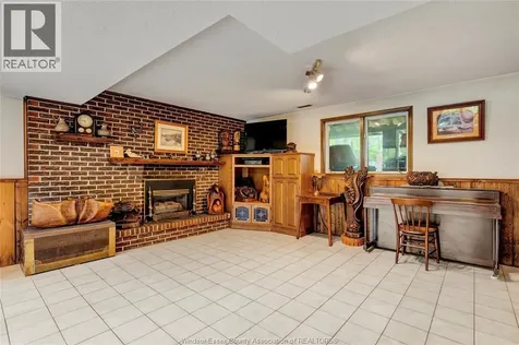 1156 Concession Rd 2 North Amherstburg ON N9V 3R3