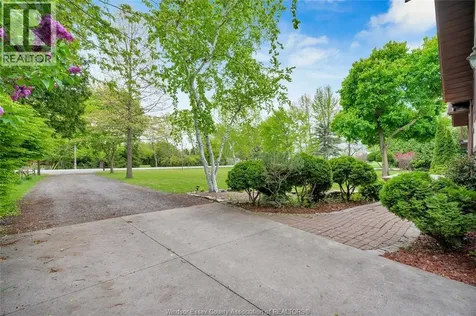 1156 Concession Rd 2 North Amherstburg ON N9V 3R3