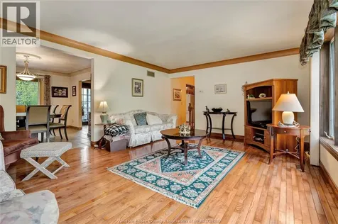 1156 Concession Rd 2 North Amherstburg ON N9V 3R3