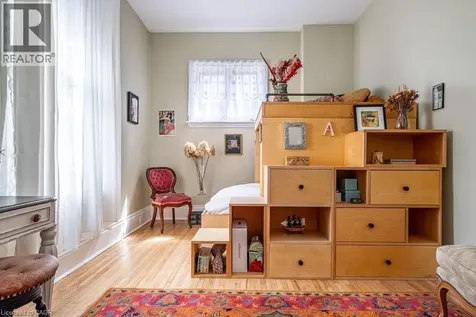 58 Wellington Street South Hamilton ON L8N 2R1