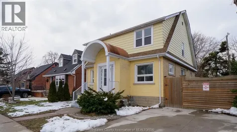 821-823 Villaire Windsor ON N9S 2J3