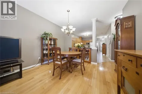 10 Cobblestone Drive Paris ON N3L 4G9