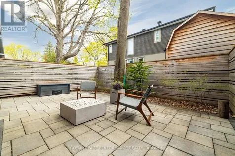 330 Kenwood Avenue Ottawa ON K1Z 8N2
