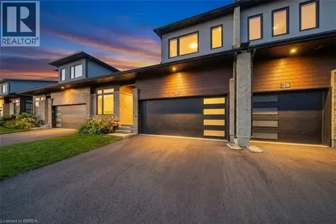 30 Bensley Lane Hamilton ON L9C 0E7