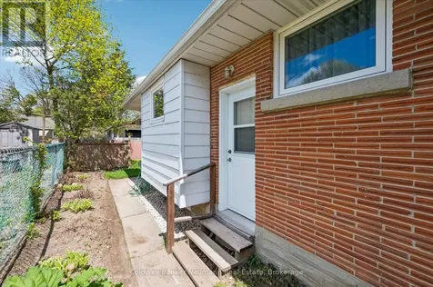 92 Victoria Road North Guelph (st. George's) ON N1E 5H2