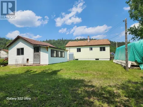 6 Kinglet Place Manitouwadge ON P0T 2C0