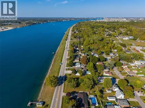 2002 St. Clair Parkway Sarnia ON N7T 7H5