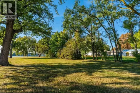 2002 St. Clair Parkway Sarnia ON N7T 7H5