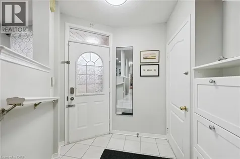 833 Scollard Court Mississauga ON L5V 2B4