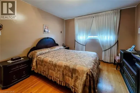 337 Mcneilly Road Stoney Creek ON L8E 5H4