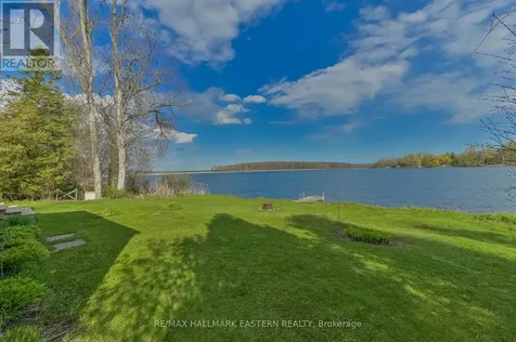 1095 Island View Drive Otonabee-south Monaghan ON K0L 1B0
