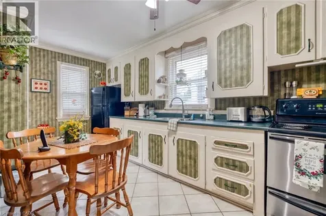 148 Gray Road Stoney Creek ON L8G 3V2