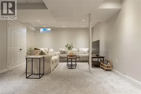 53 Dills Crescent Milton ON L9T 5P2