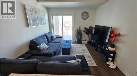 5 Spooner Crescent Collingwood ON L9Y 1T3