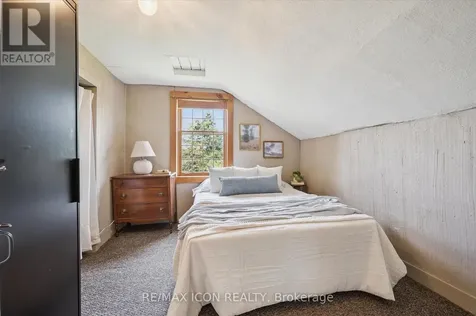 630 Robert Ferrie Drive Kitchener ON N2P 2R4