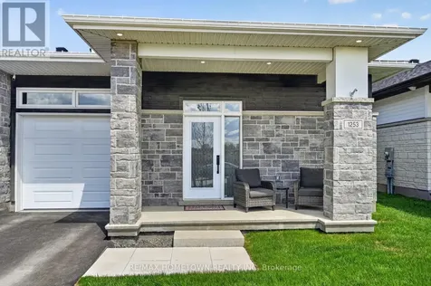 1253 Potter Drive Brockville ON K6V 0G8