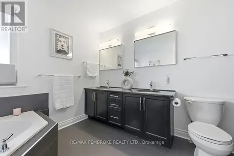 19 Nick Street Petawawa ON K8H 0C2