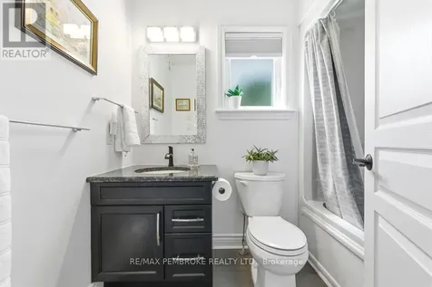 19 Nick Street Petawawa ON K8H 0C2