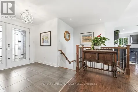 19 Nick Street Petawawa ON K8H 0C2