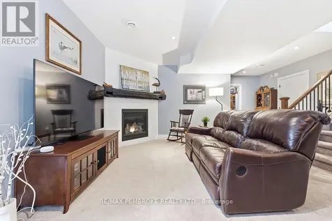 19 Nick Street Petawawa ON K8H 0C2