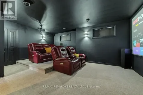 19 Nick Street Petawawa ON K8H 0C2