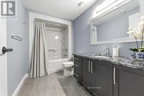 19 Nick Street Petawawa ON K8H 0C2