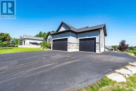 19 Nick Street Petawawa ON K8H 0C2