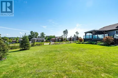 19 Nick Street Petawawa ON K8H 0C2