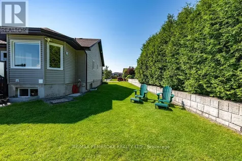 19 Nick Street Petawawa ON K8H 0C2