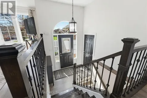 60 St Patrick's Drive Brantford ON N3T 6L4