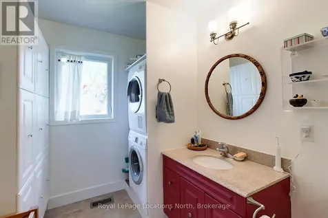 355 Union Street Meaford ON N4L 1W7
