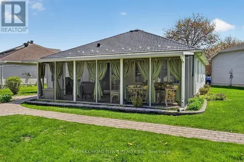 24 Regency Place Brockville ON K6V 7M5