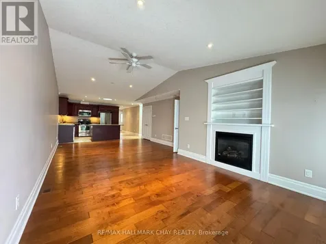 31 Garden Grove Crescent Wasaga Beach ON L9Z 0E6